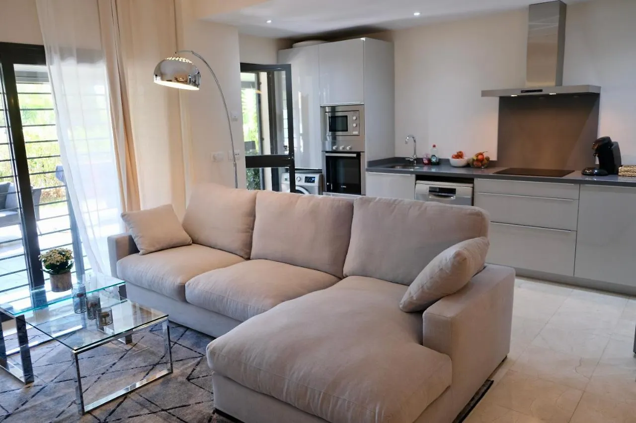 公寓 Alegria De Vivir Exclusiv 2 Bedroom Appartment Pool, Parking, Wifi, Netflix, Padel And More 埃斯特波纳