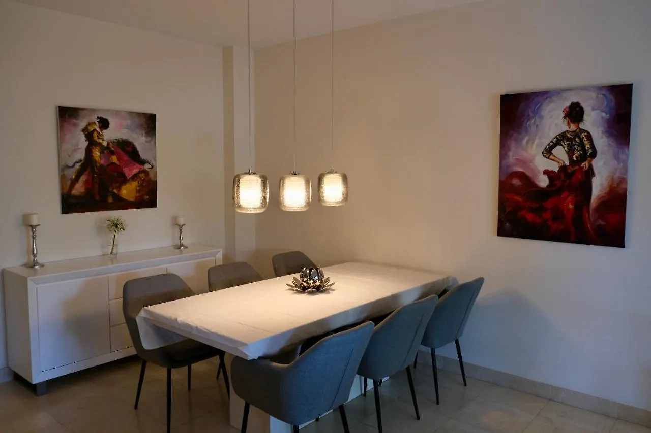 Alegria De Vivir Exclusiv 2 Bedroom Appartment Pool, Parking, Wifi, Netflix, Padel And More Estepona 0*,